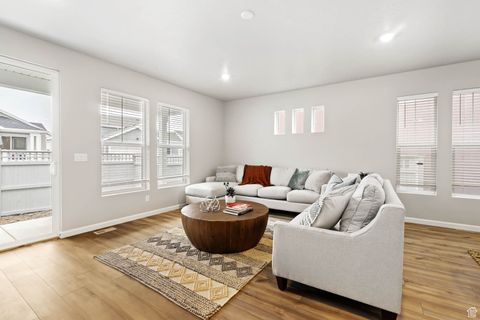 Tiny photo for 11662 S GANNET WAY #580, South Jordan, UT 84009 (MLS # 2118930)