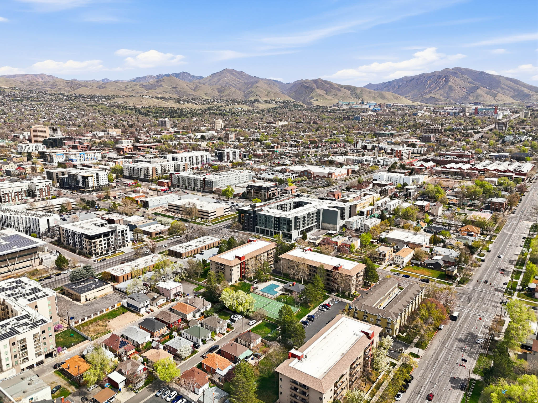 TOWNE PARK - Residential