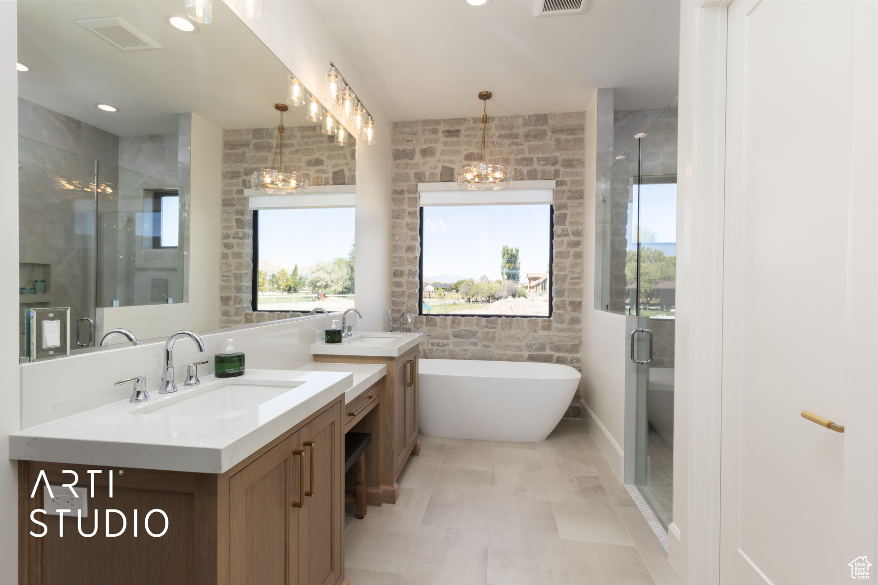 PIONEER HEIGHTS - Residential