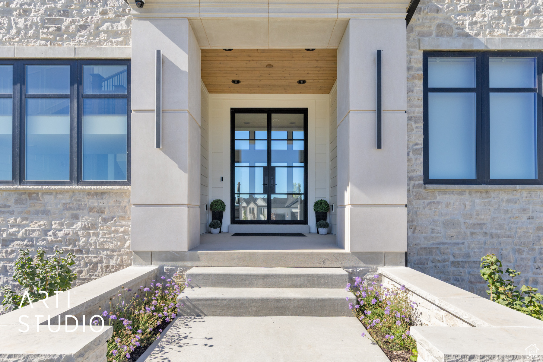 PIONEER HEIGHTS - Residential