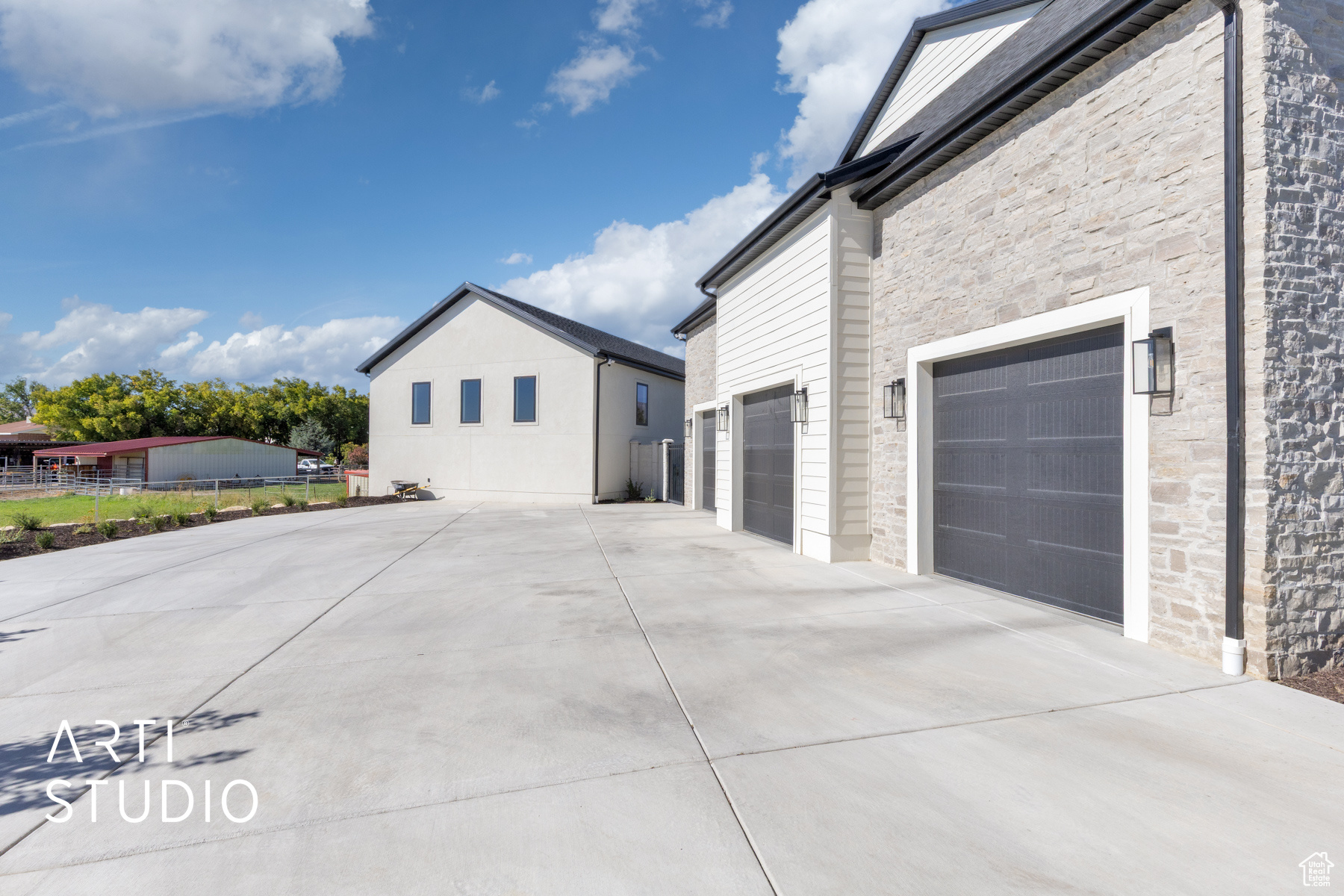 PIONEER HEIGHTS - Residential