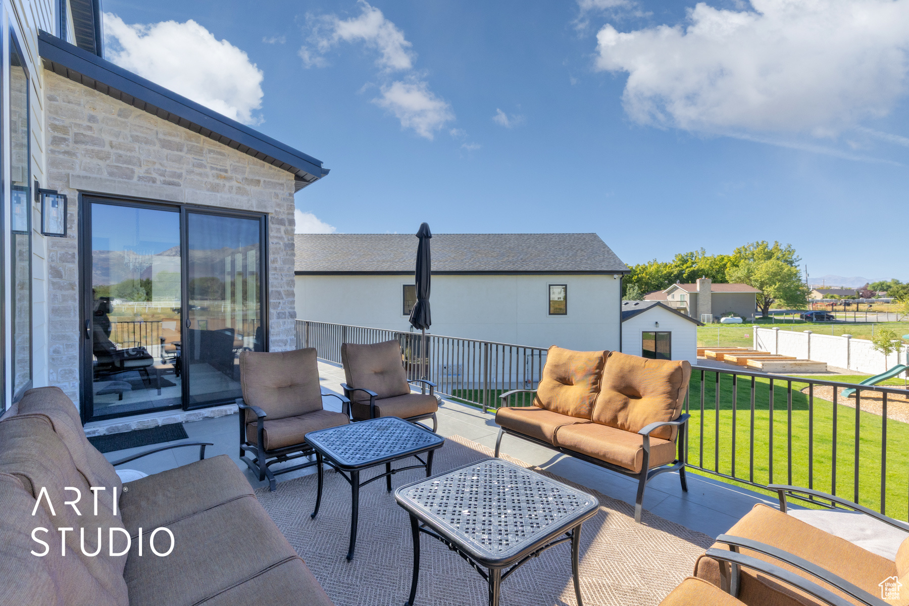 PIONEER HEIGHTS - Residential