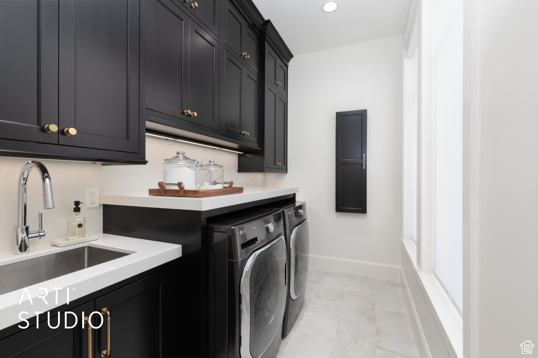 PIONEER HEIGHTS - Residential