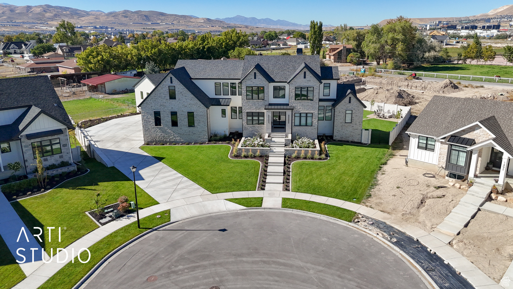 PIONEER HEIGHTS - Residential