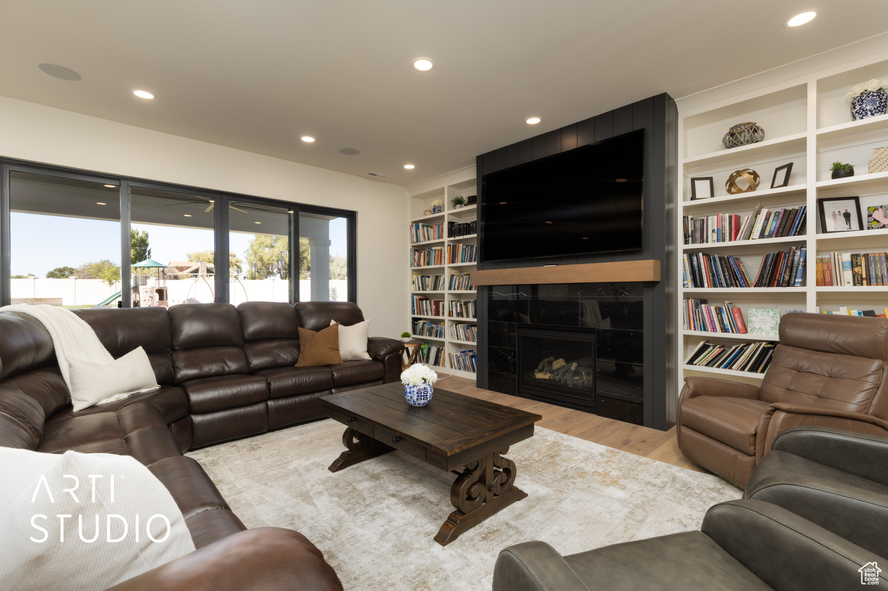PIONEER HEIGHTS - Residential