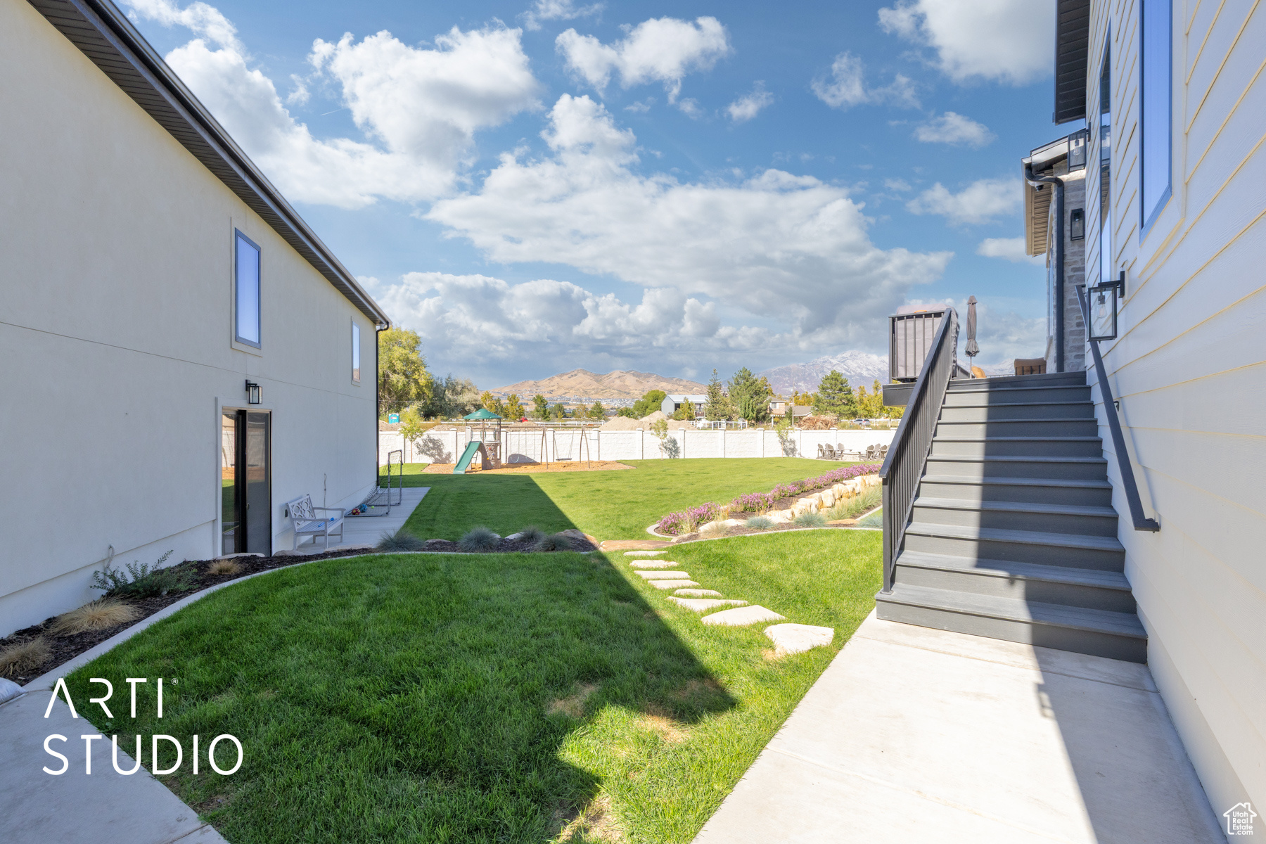 PIONEER HEIGHTS - Residential