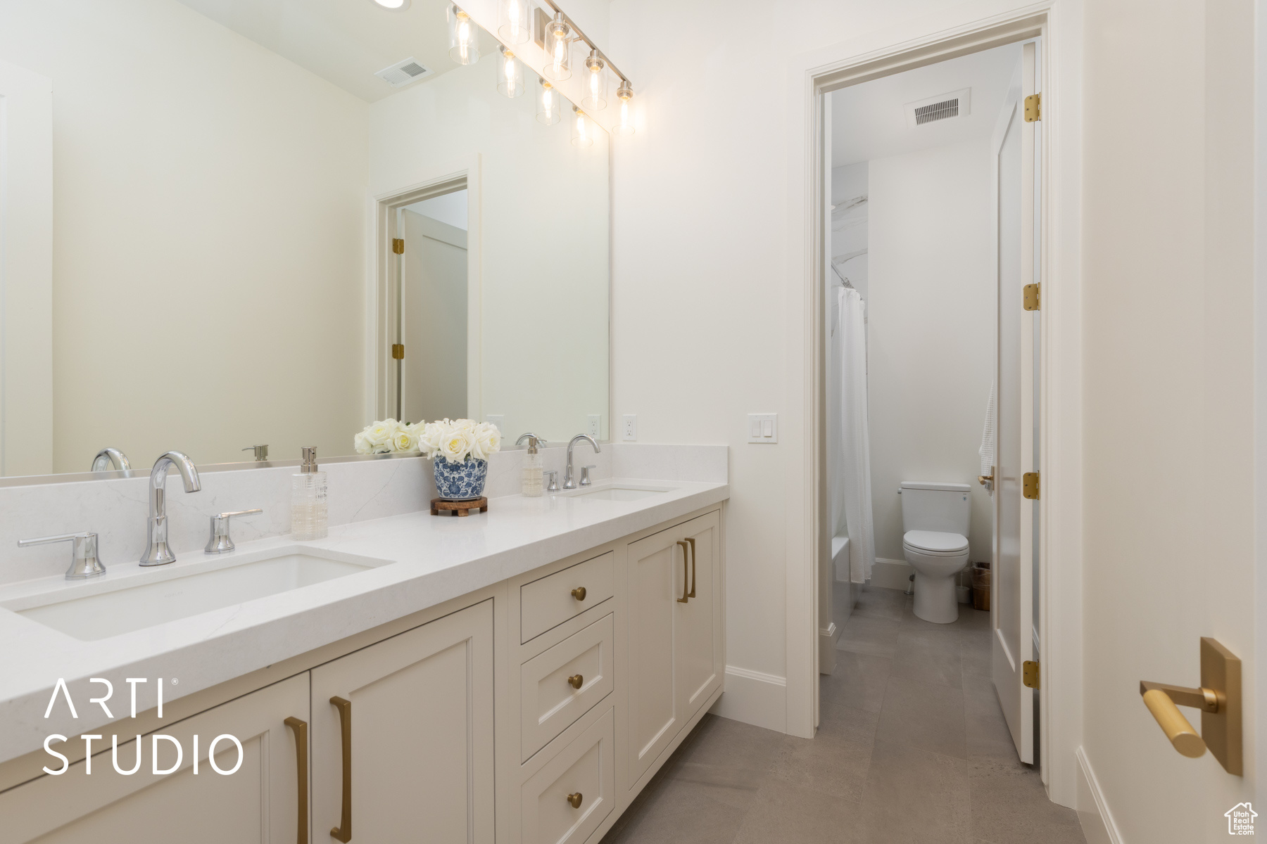 PIONEER HEIGHTS - Residential