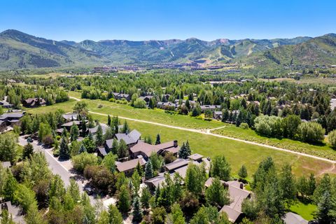 Tiny photo for 4891 LAST STAND DR, Snyderville, UT 84098 (MLS # 2166375)