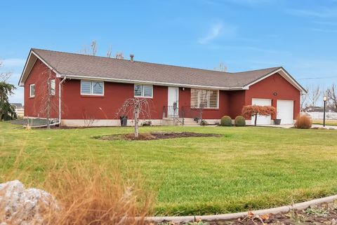Tiny photo for 3855 W 2600 N, Plain City, UT 84404 (MLS # 2130237)