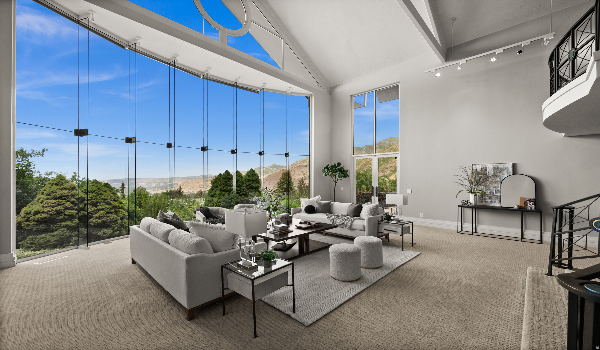 MT OLYMPUS COVE #12 - Residential