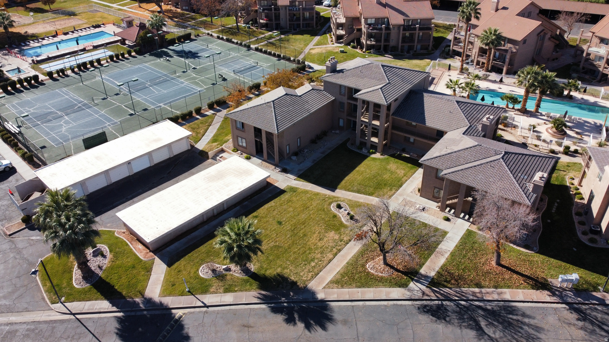 SPORTS VILLAGE 1 - Residential