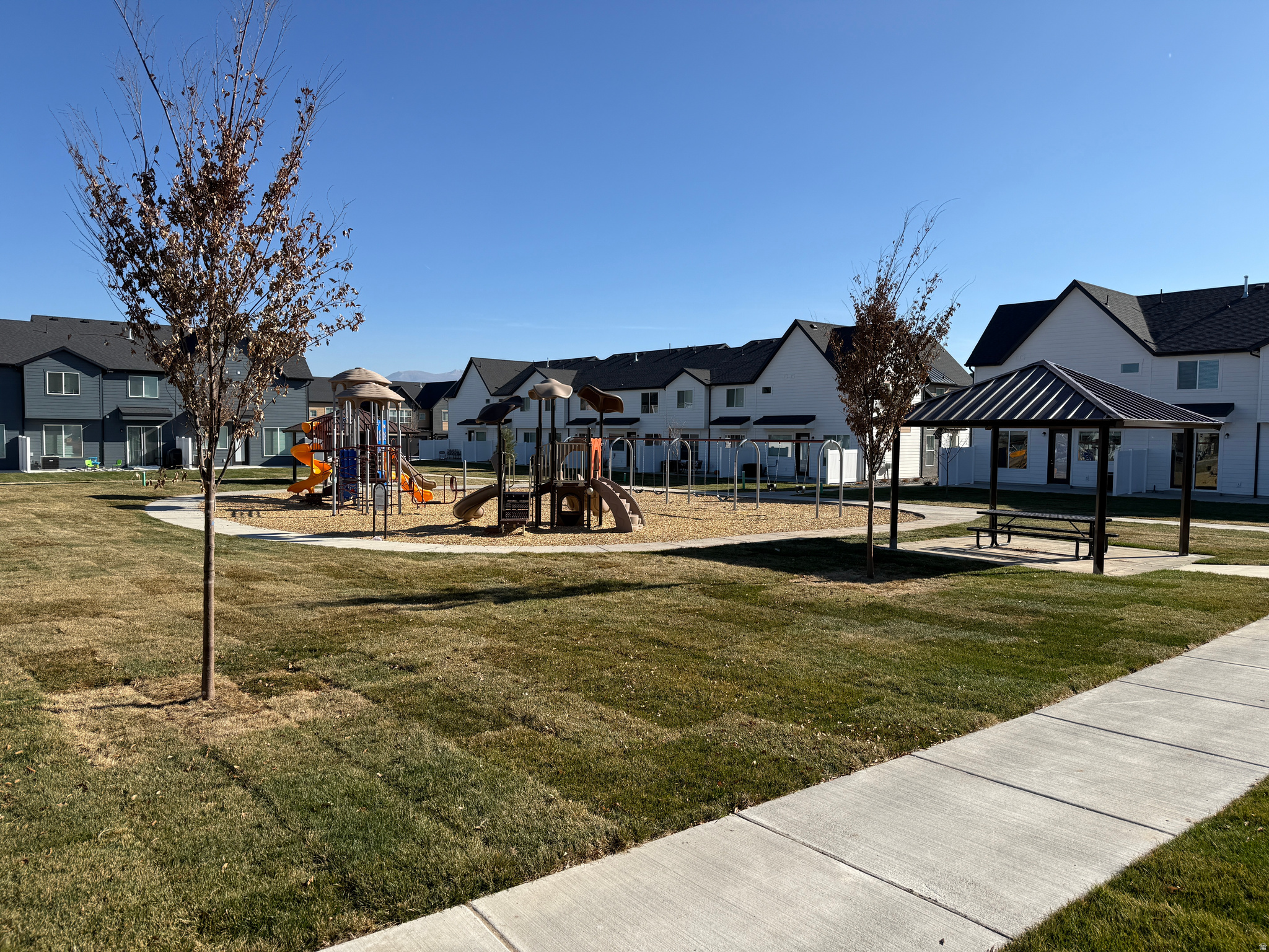 VILLAGES AT GREEN FARM - Residential