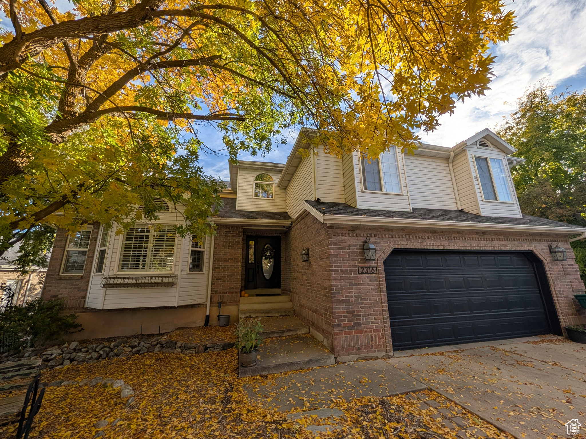 ROLLING OAKS - Residential