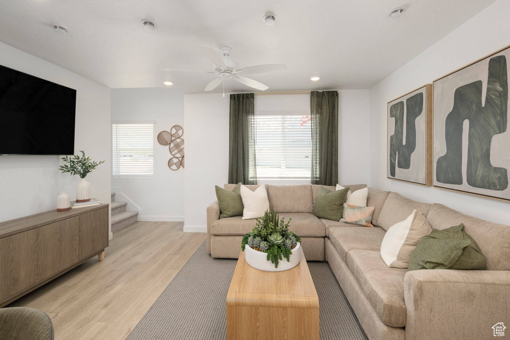 SILVER OAKS - Residential