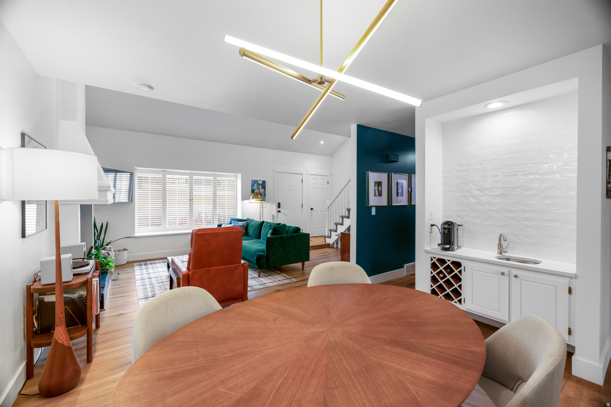 SHADYBROOK CONDM - Residential