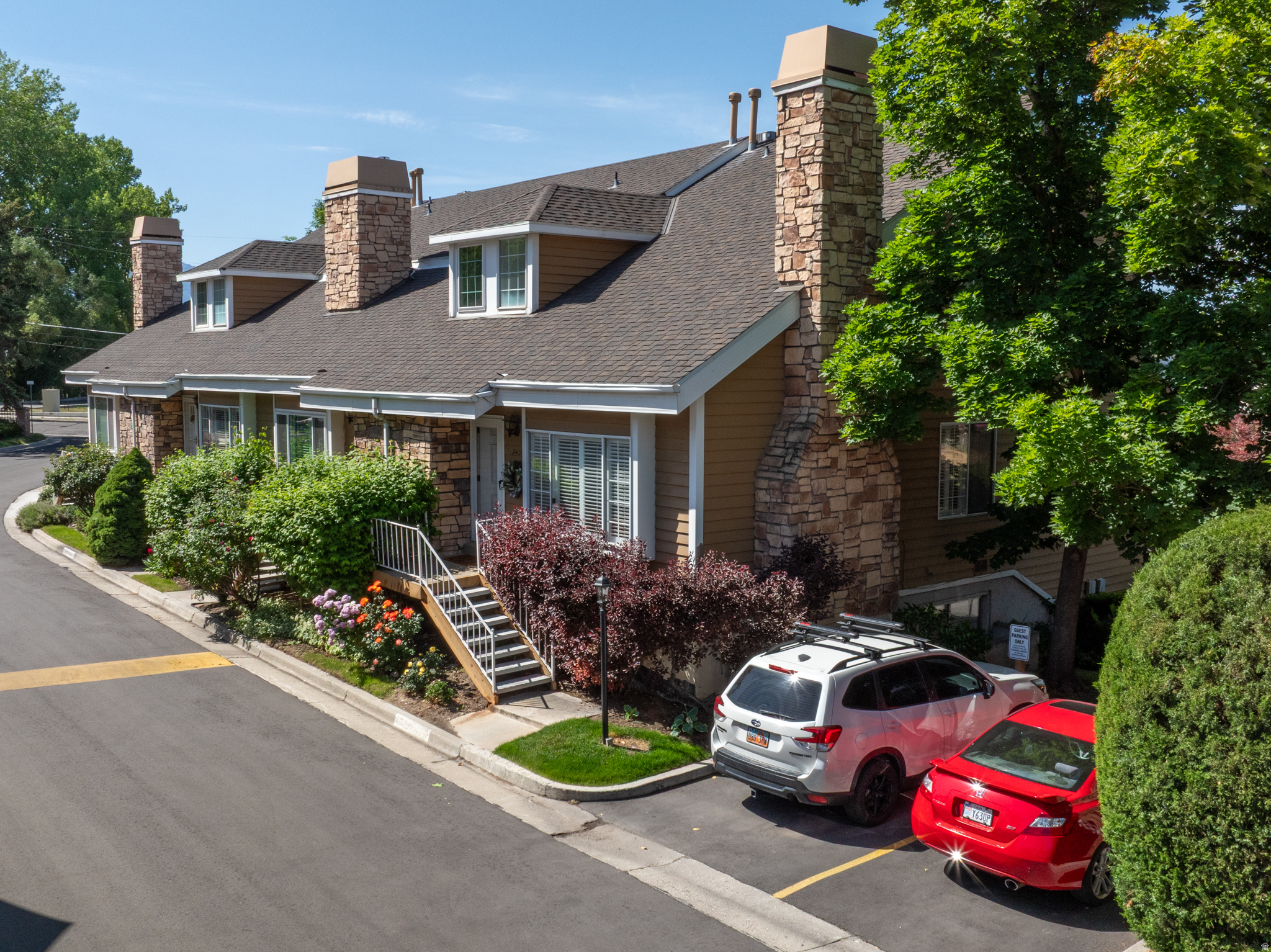 SHADYBROOK CONDM - Residential