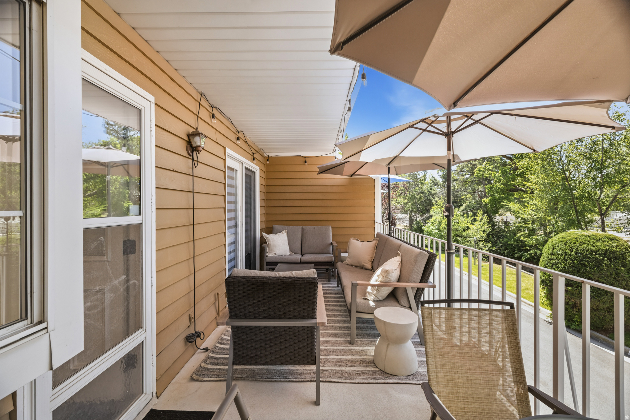 SHADYBROOK CONDM - Residential