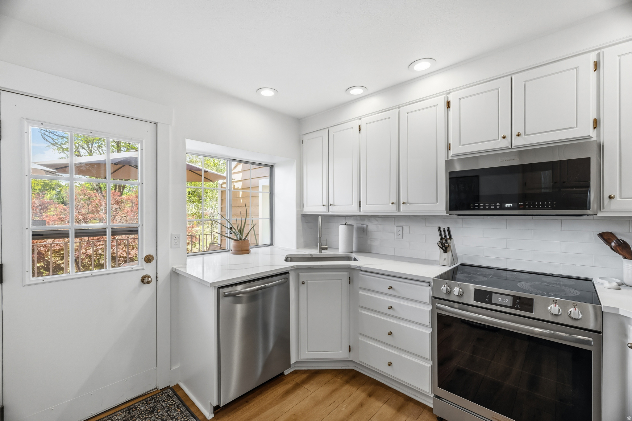 SHADYBROOK CONDM - Residential