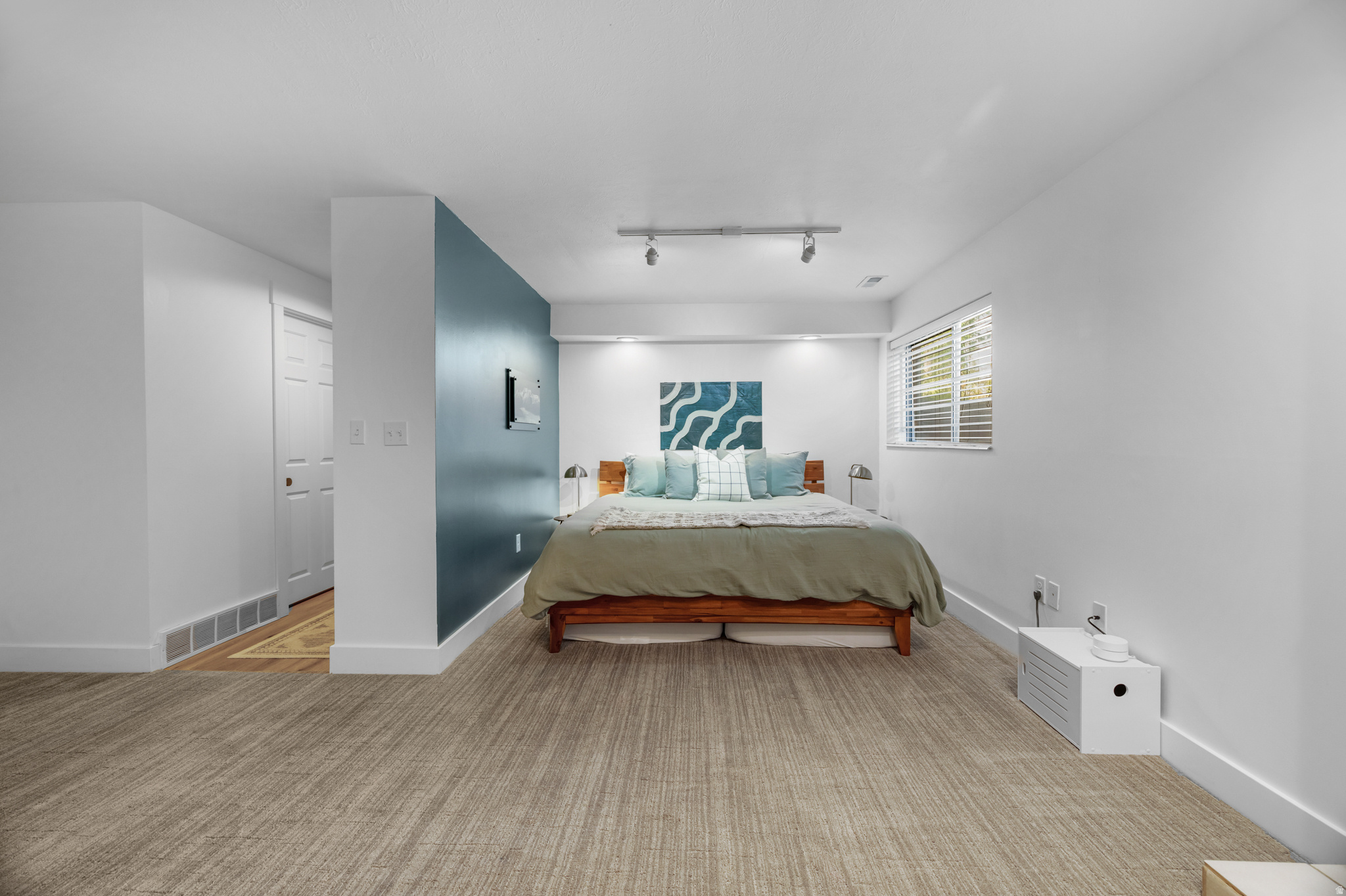 SHADYBROOK CONDM - Residential