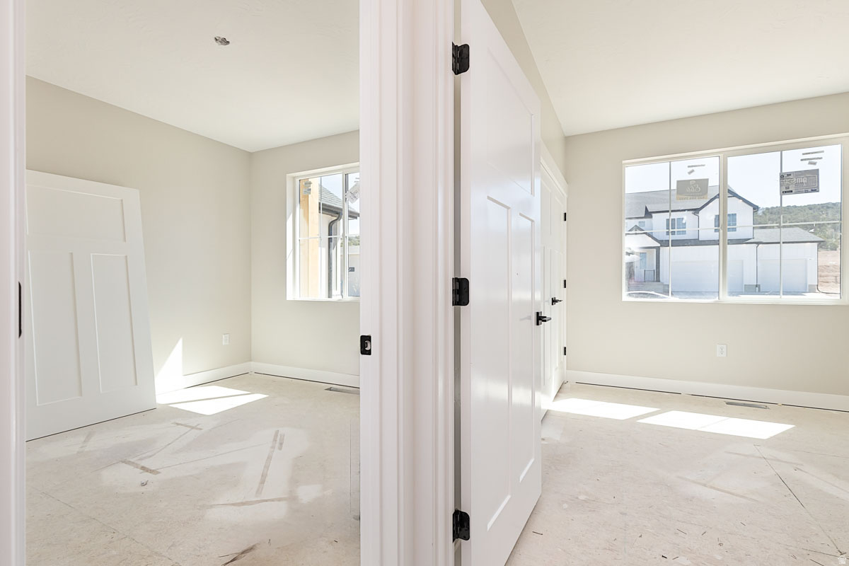 OLD SORREL RANCH - Residential