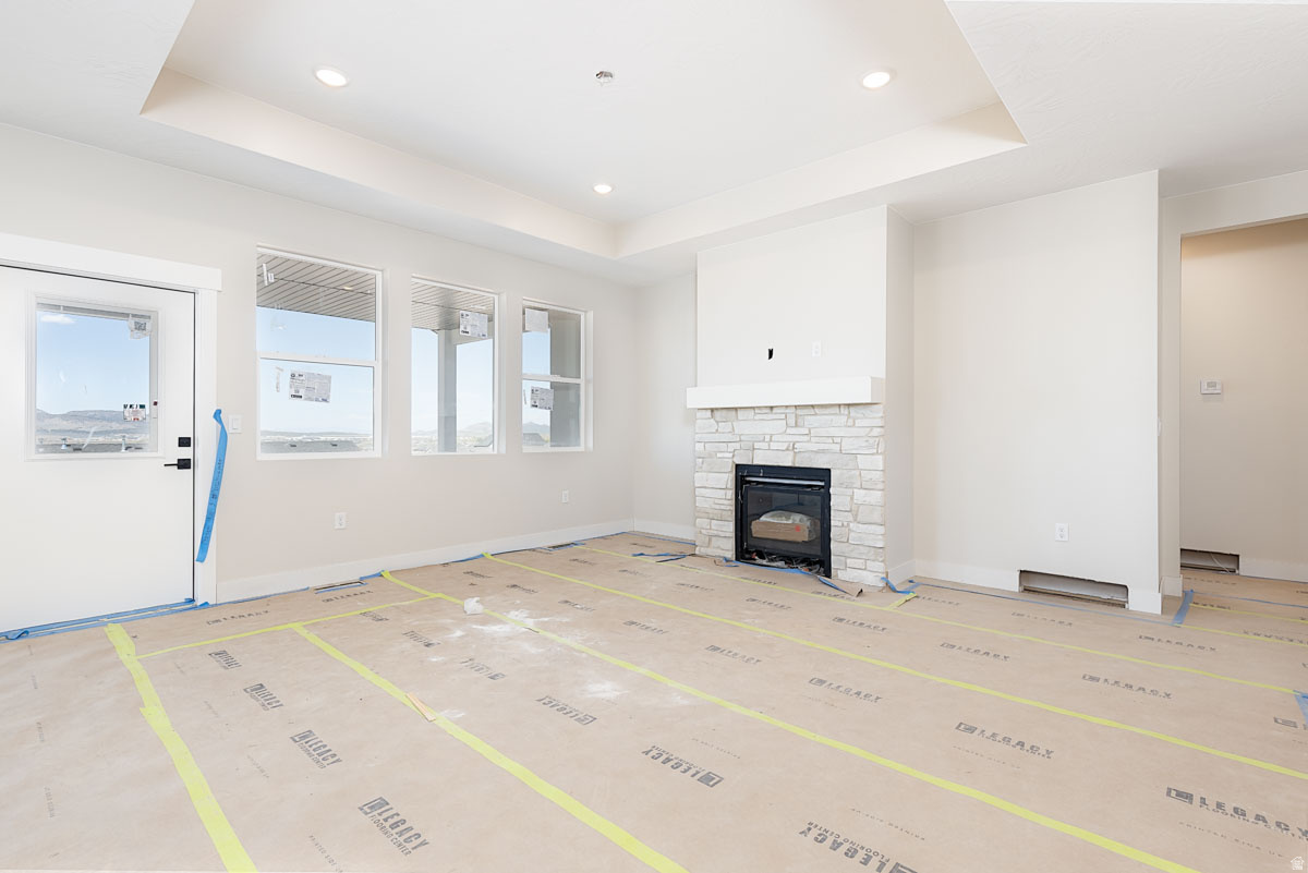 OLD SORREL RANCH - Residential