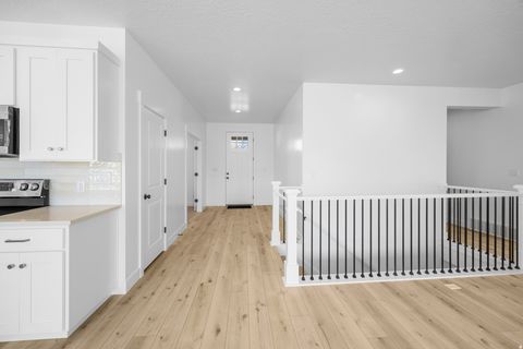 Tiny photo for 2662 S EAGLE DR #01, Spanish Fork, UT 84660 (MLS # 2151275)