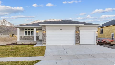 Photo of 2662 S EAGLE DR #01, Spanish Fork, UT 84660 (MLS # 2151275)