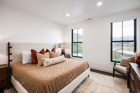 Tiny photo for 2250 E MURRAY HOLLADAY RD #306, Holladay, UT 84117 (MLS # 2147696)