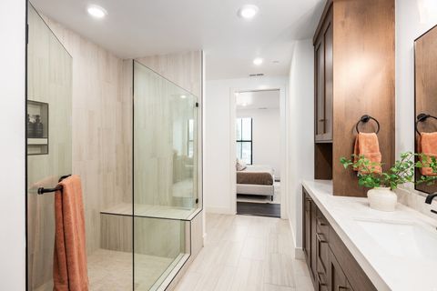 Tiny photo for 2250 E MURRAY HOLLADAY RD #306, Holladay, UT 84117 (MLS # 2147696)