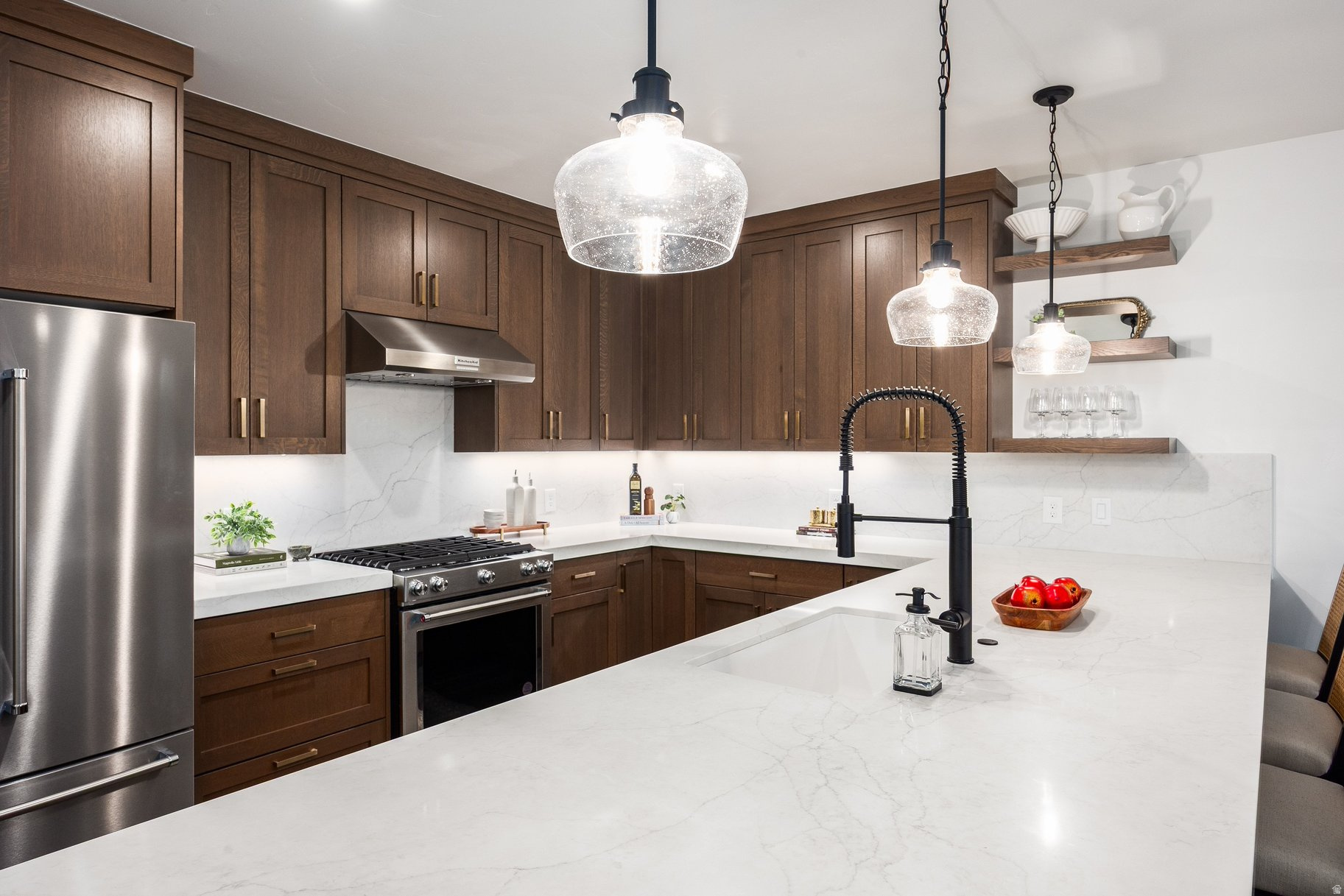 APOLLO SQUARE - Residential