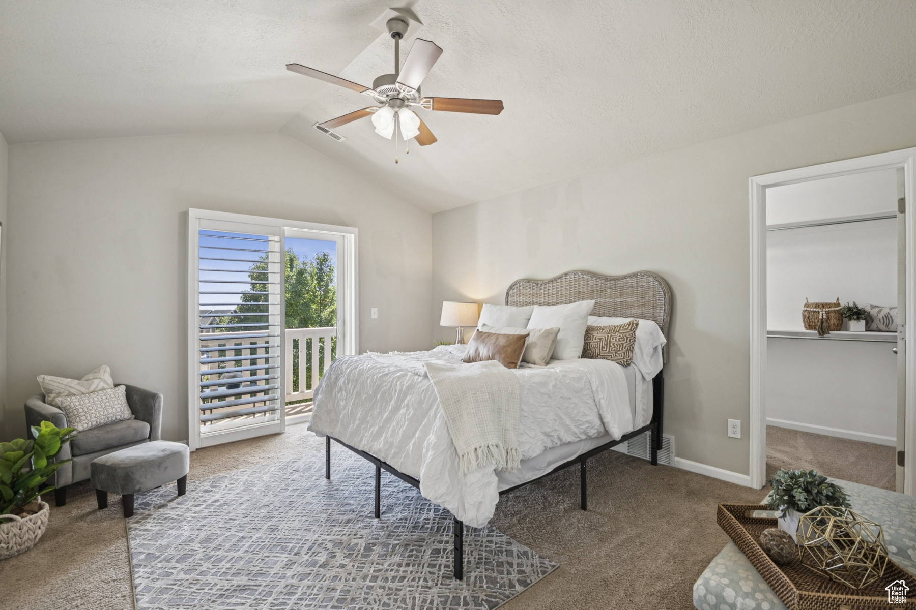 CRESTHAVEN VILLAGE - Residential