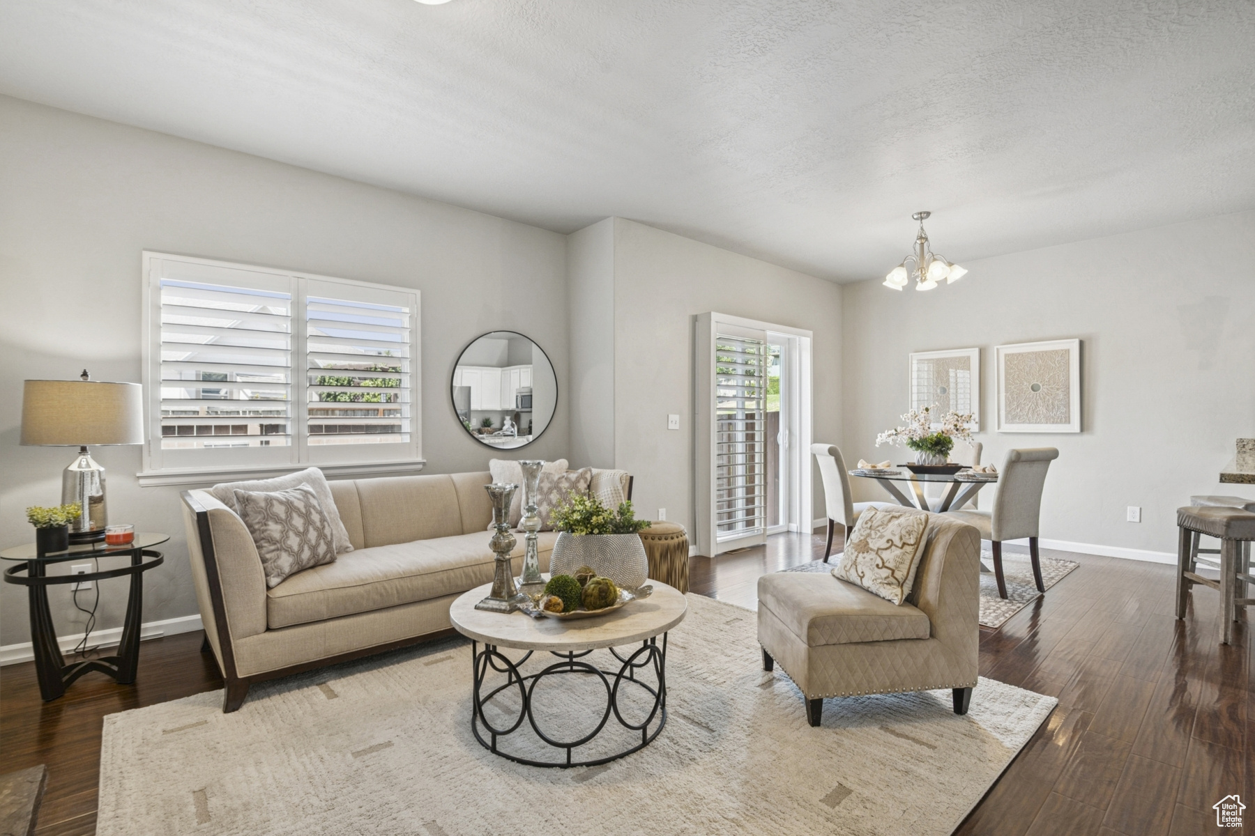 CRESTHAVEN VILLAGE - Residential