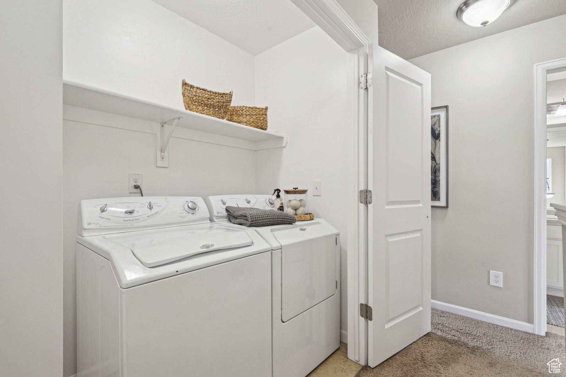 CRESTHAVEN VILLAGE - Residential