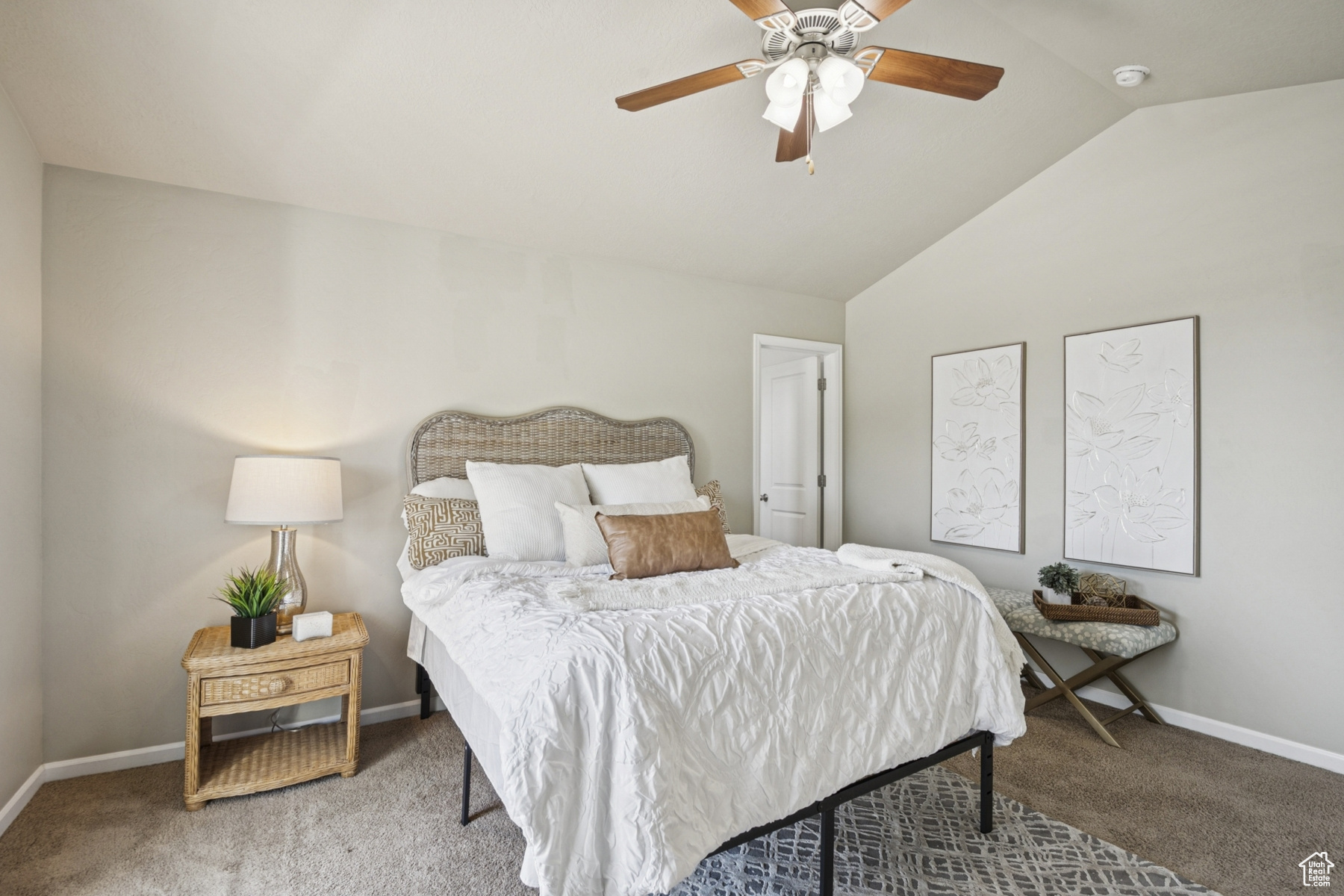 CRESTHAVEN VILLAGE - Residential