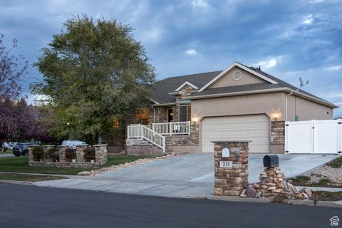 Photo of 215 S FLOUR MILL RD #80, Heber City, UT 84032 (MLS # 2119599) Photo of 215 S FLOUR MILL RD #80, Heber City, UT 84032 (MLS # 2119599)