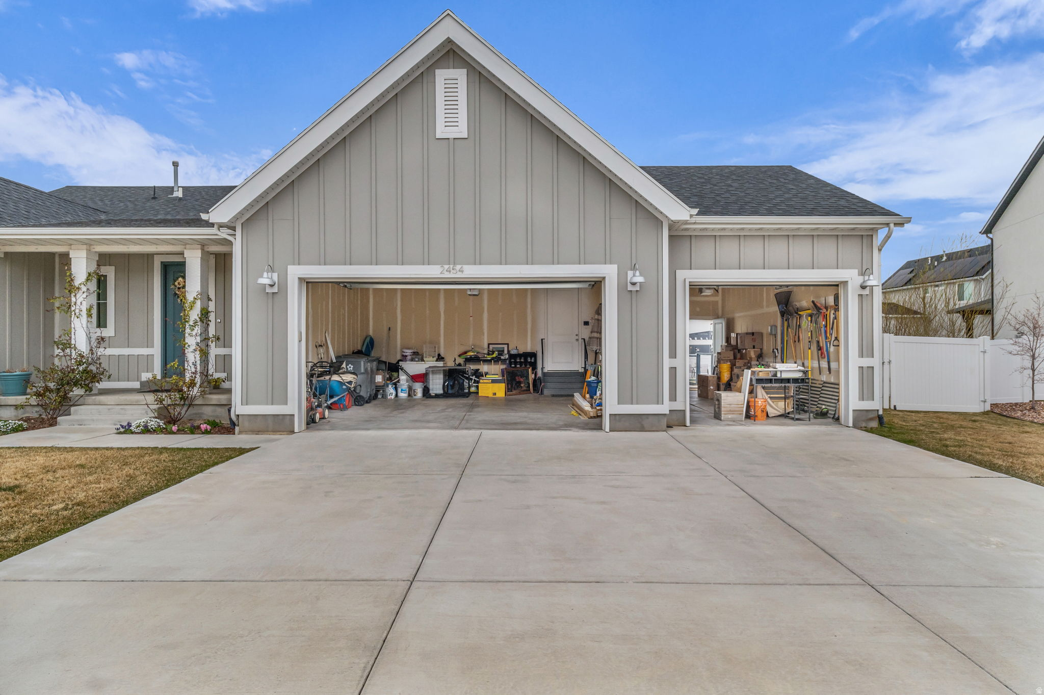 MAPLETON GROVE - Residential