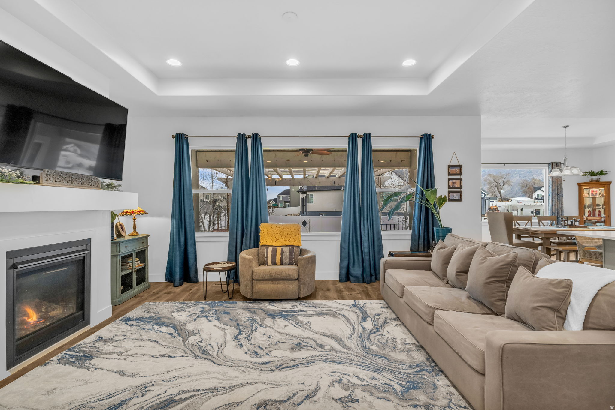 MAPLETON GROVE - Residential