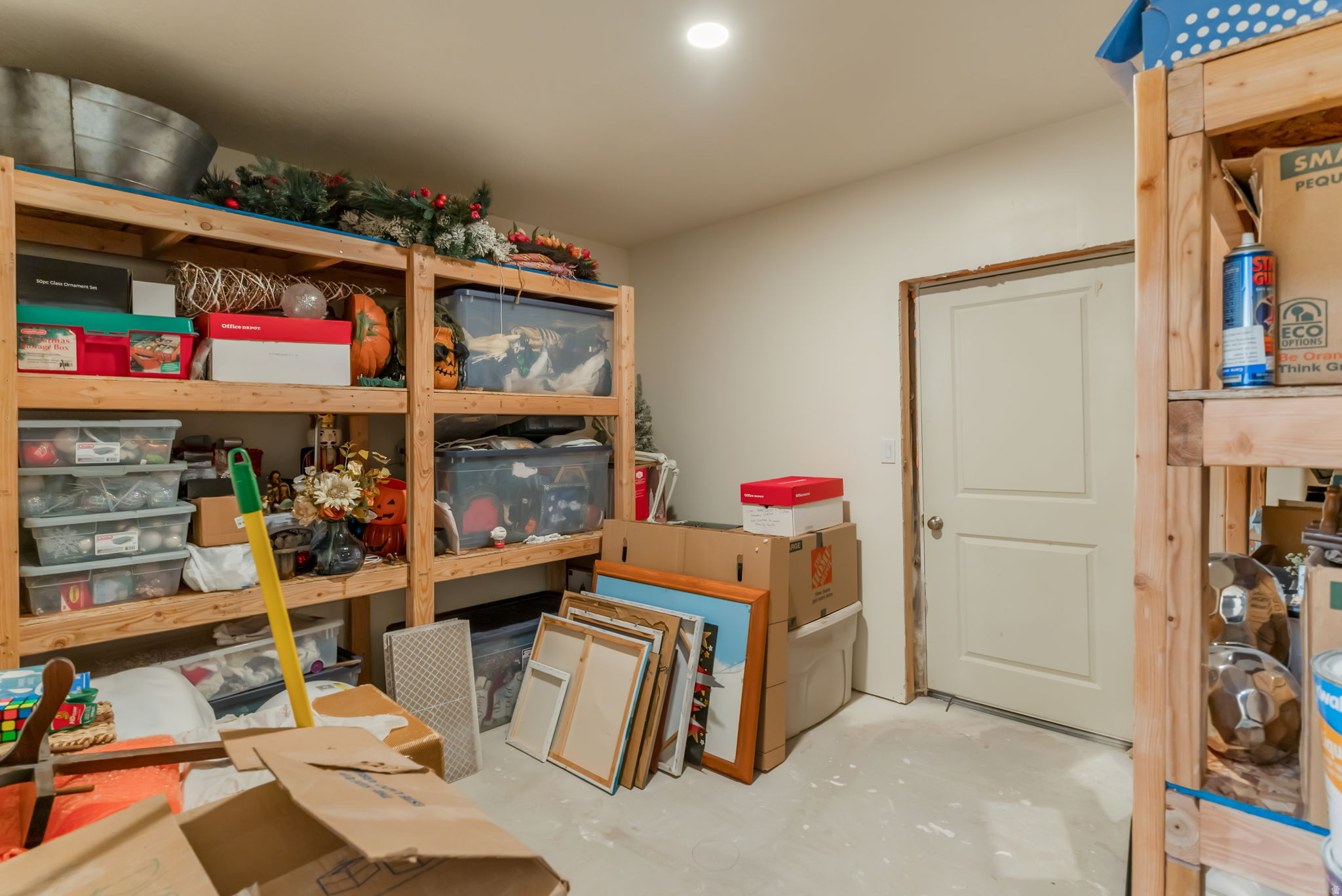 MAPLETON GROVE - Residential