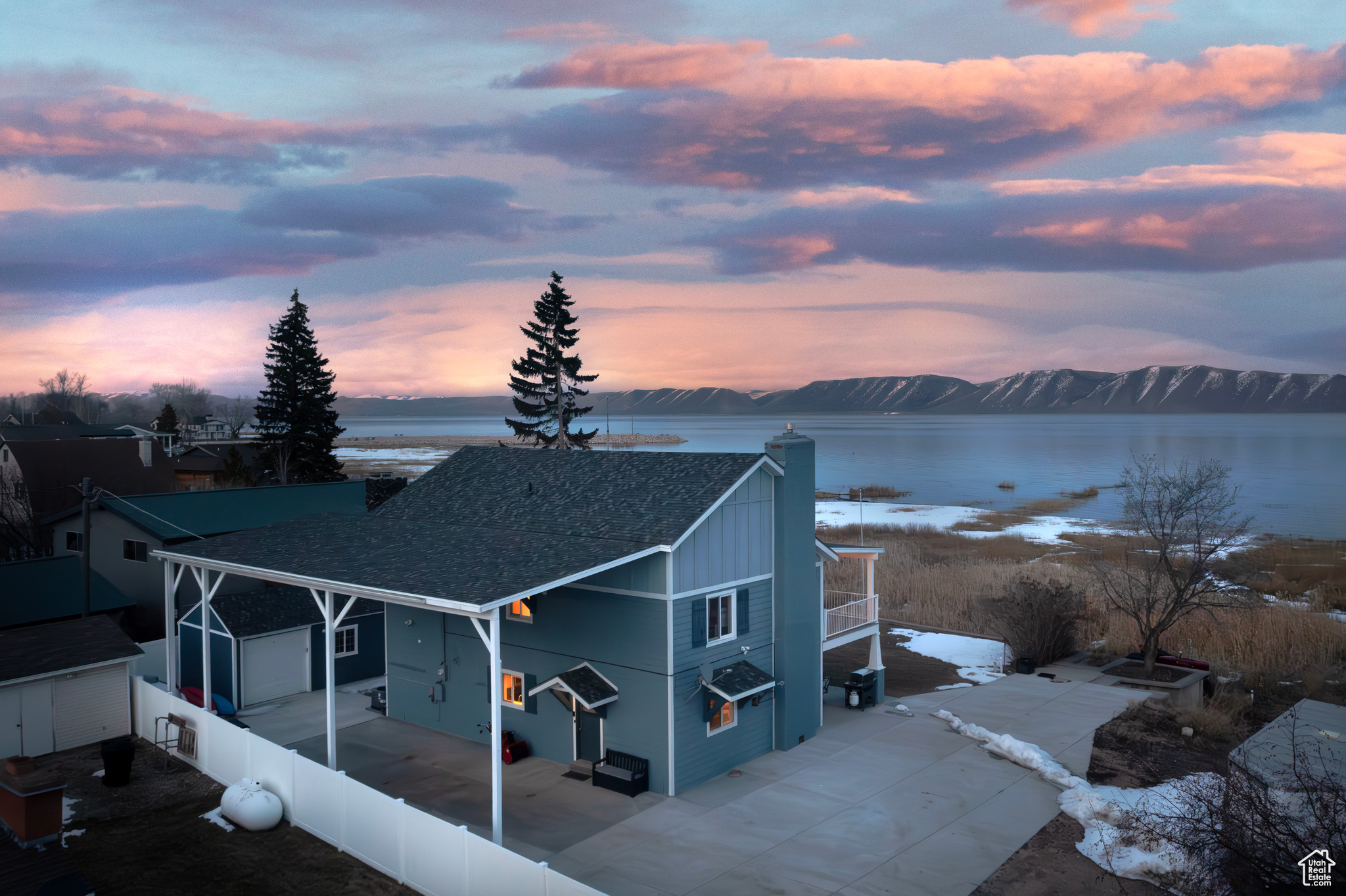 660 S Bear Lake Blvd, Garden City, Utah image 33