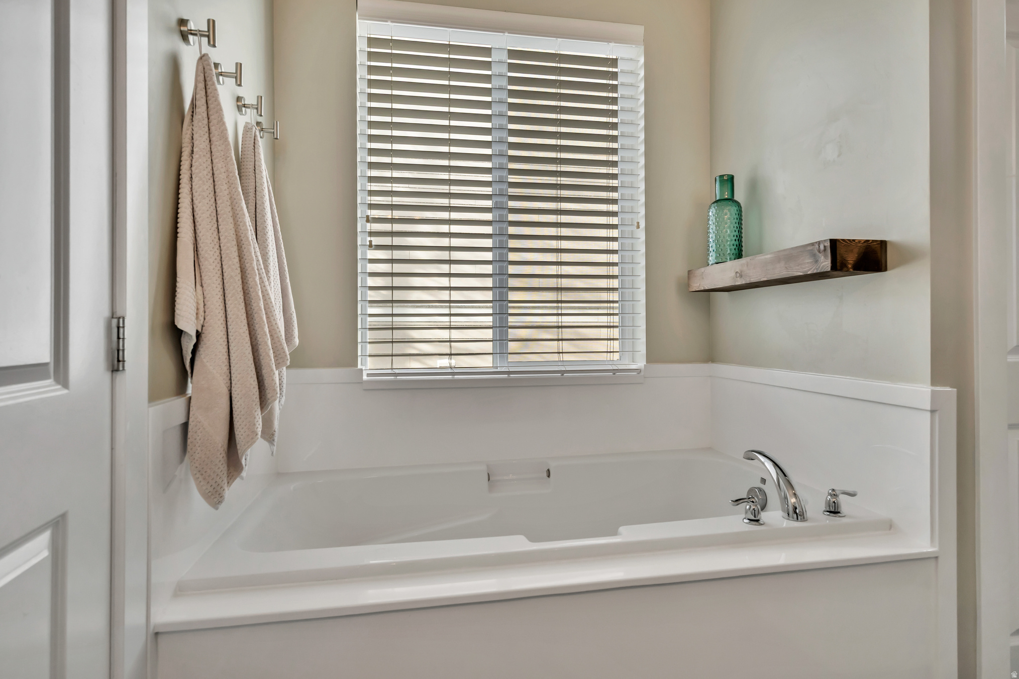 VILLAGE - Residential