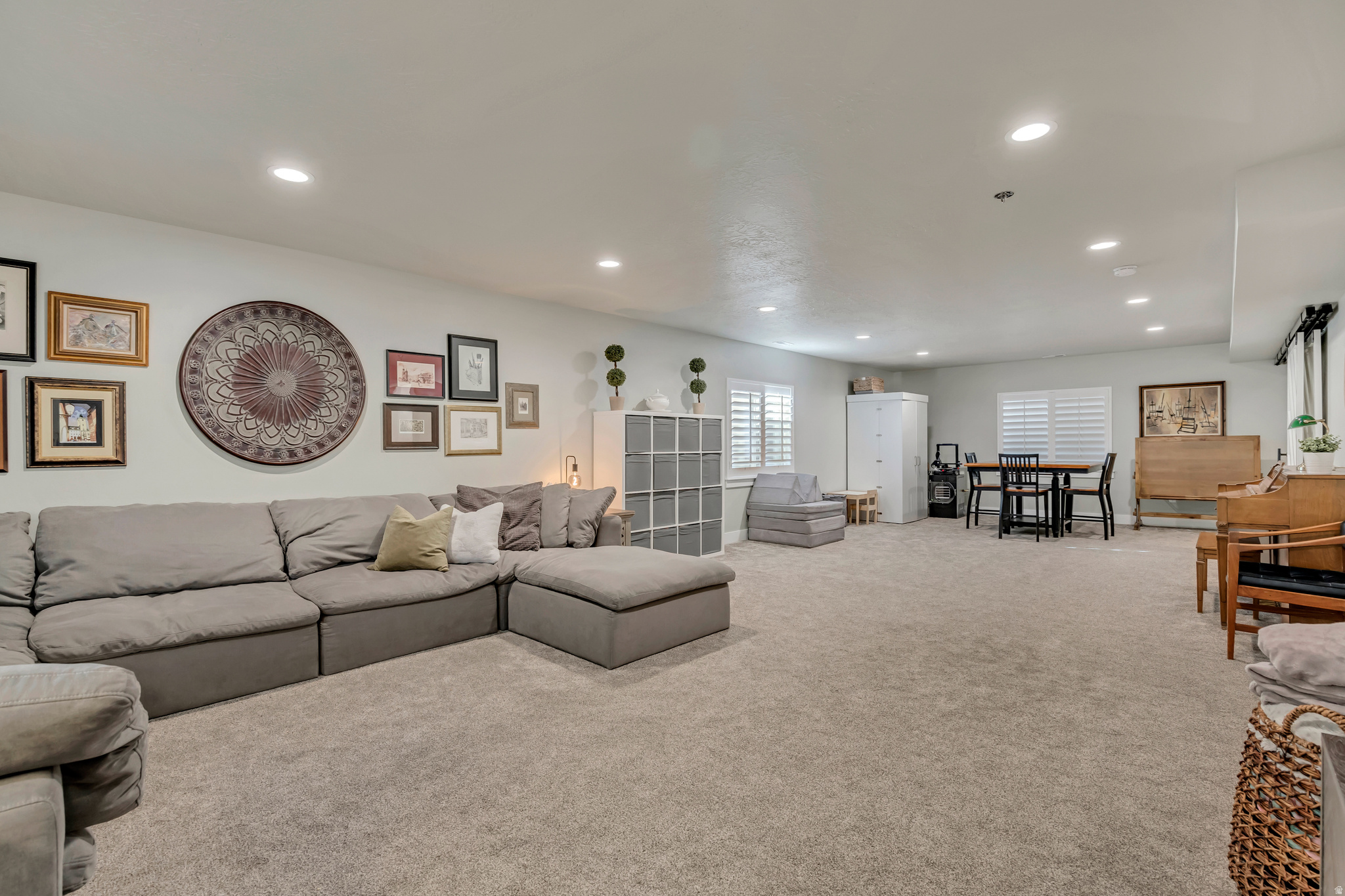 VILLAGE - Residential