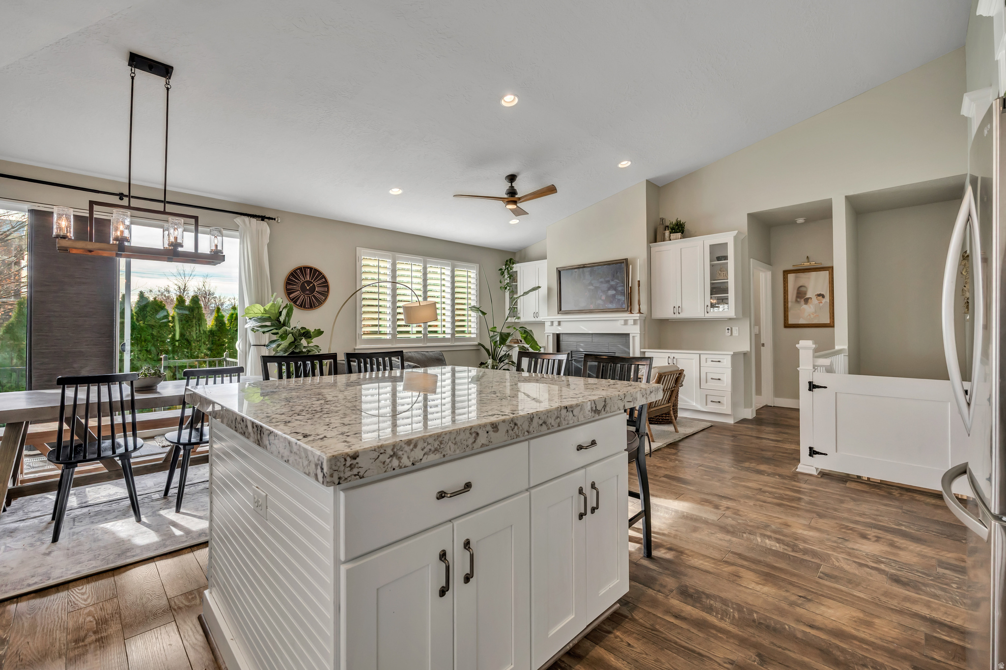 VILLAGE - Residential