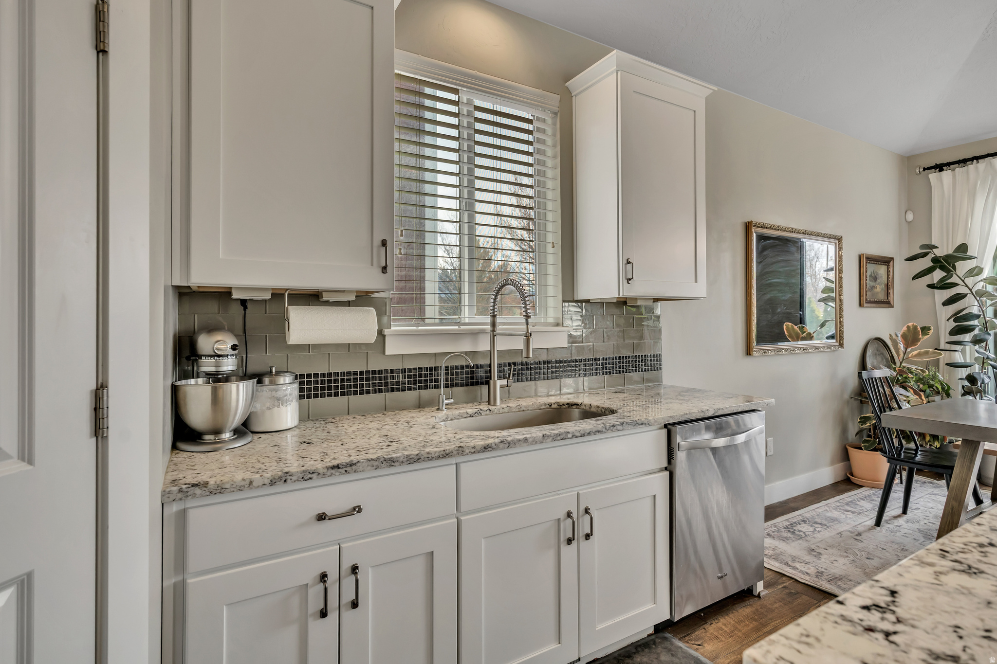 VILLAGE - Residential