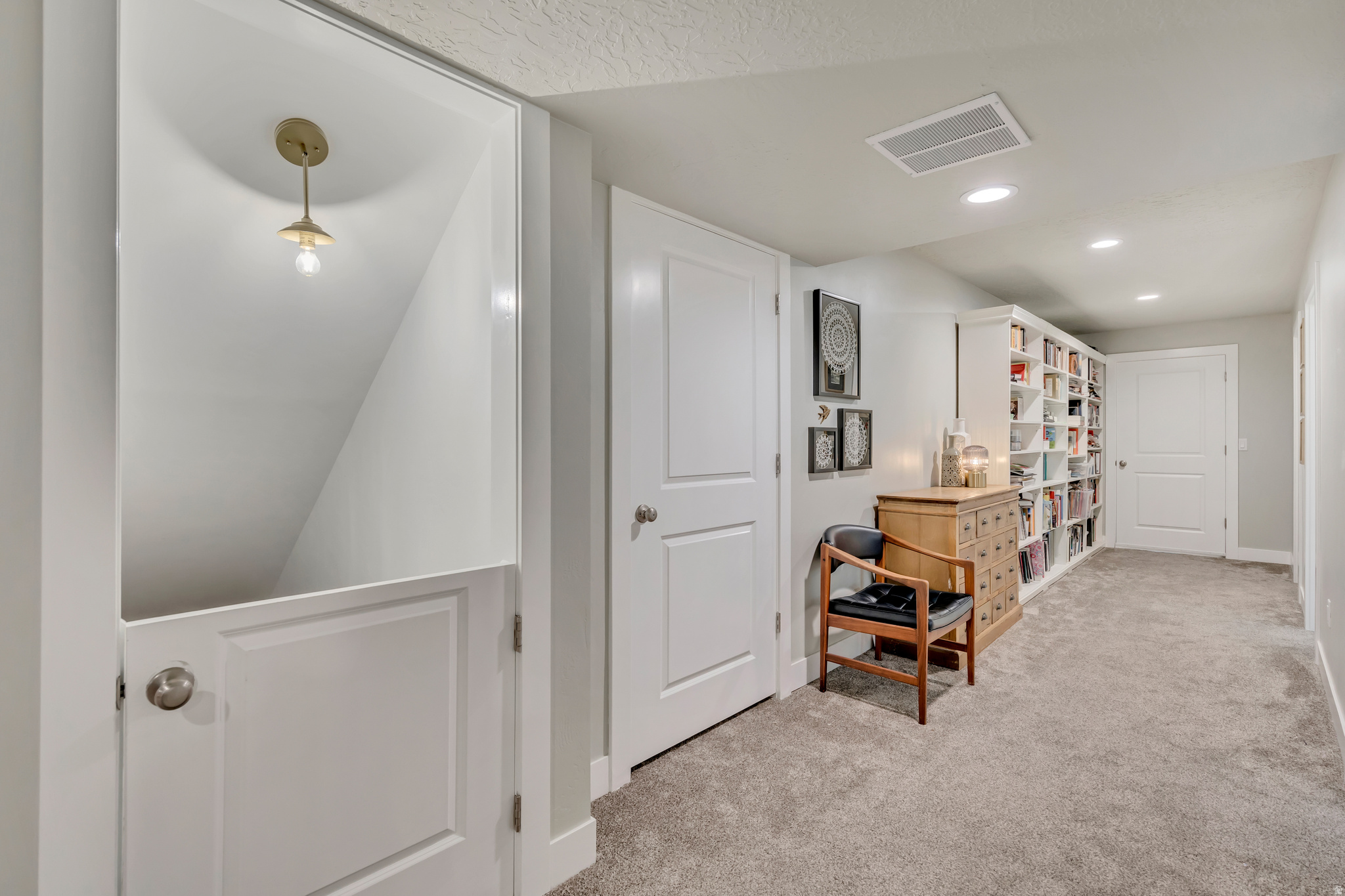 VILLAGE - Residential