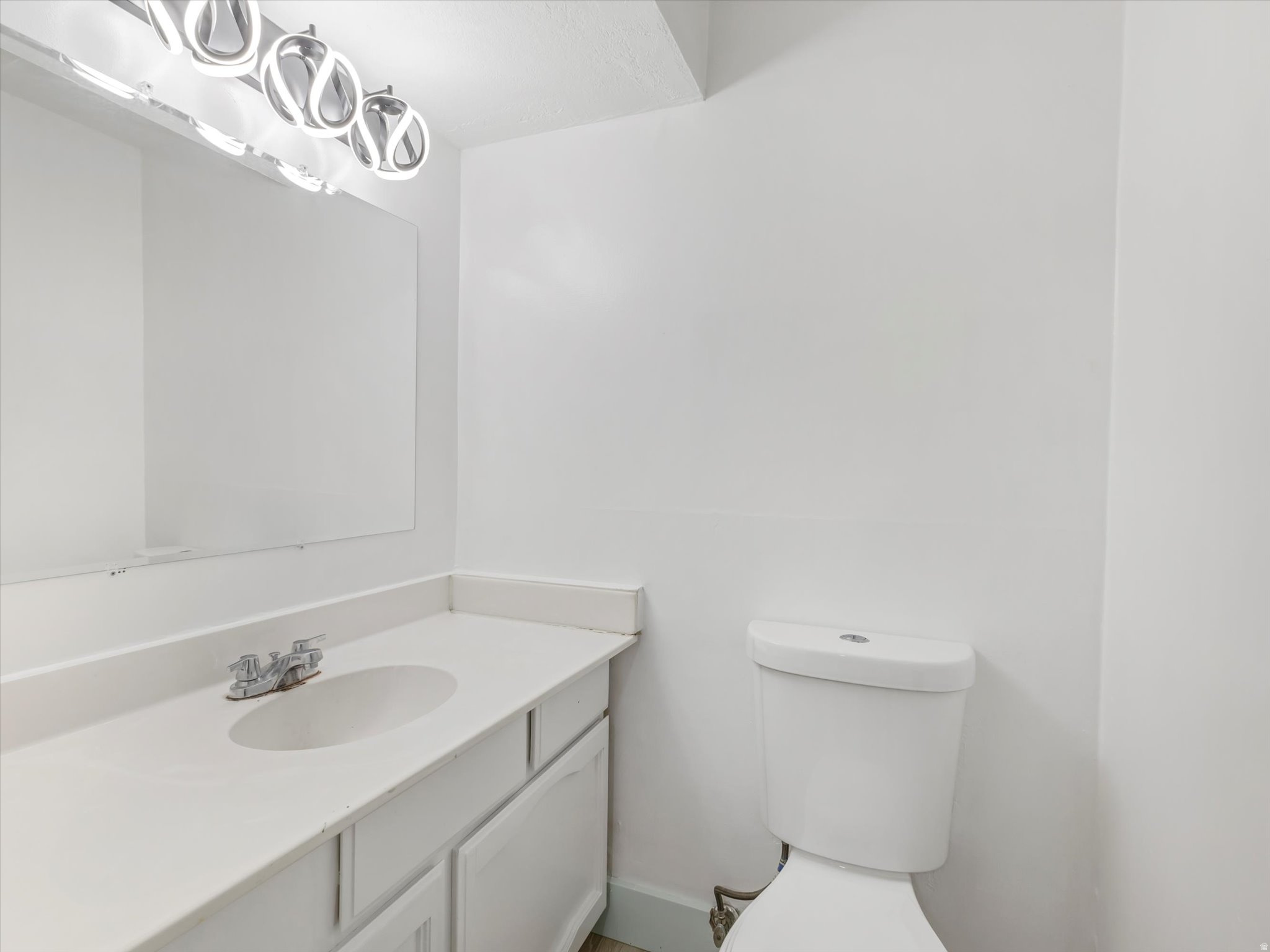 VALLEY DOWN #4 - Residential