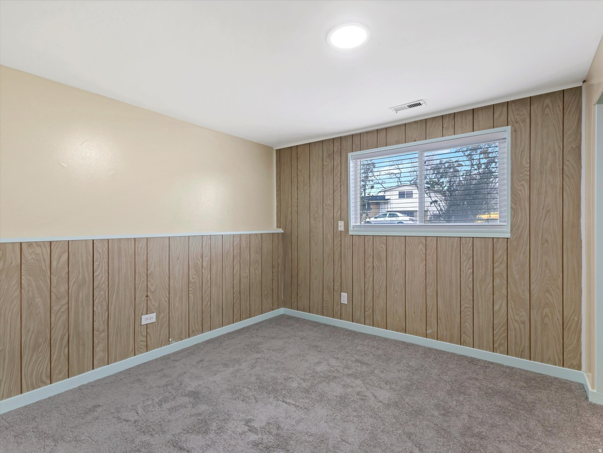 VALLEY DOWN #4 - Residential