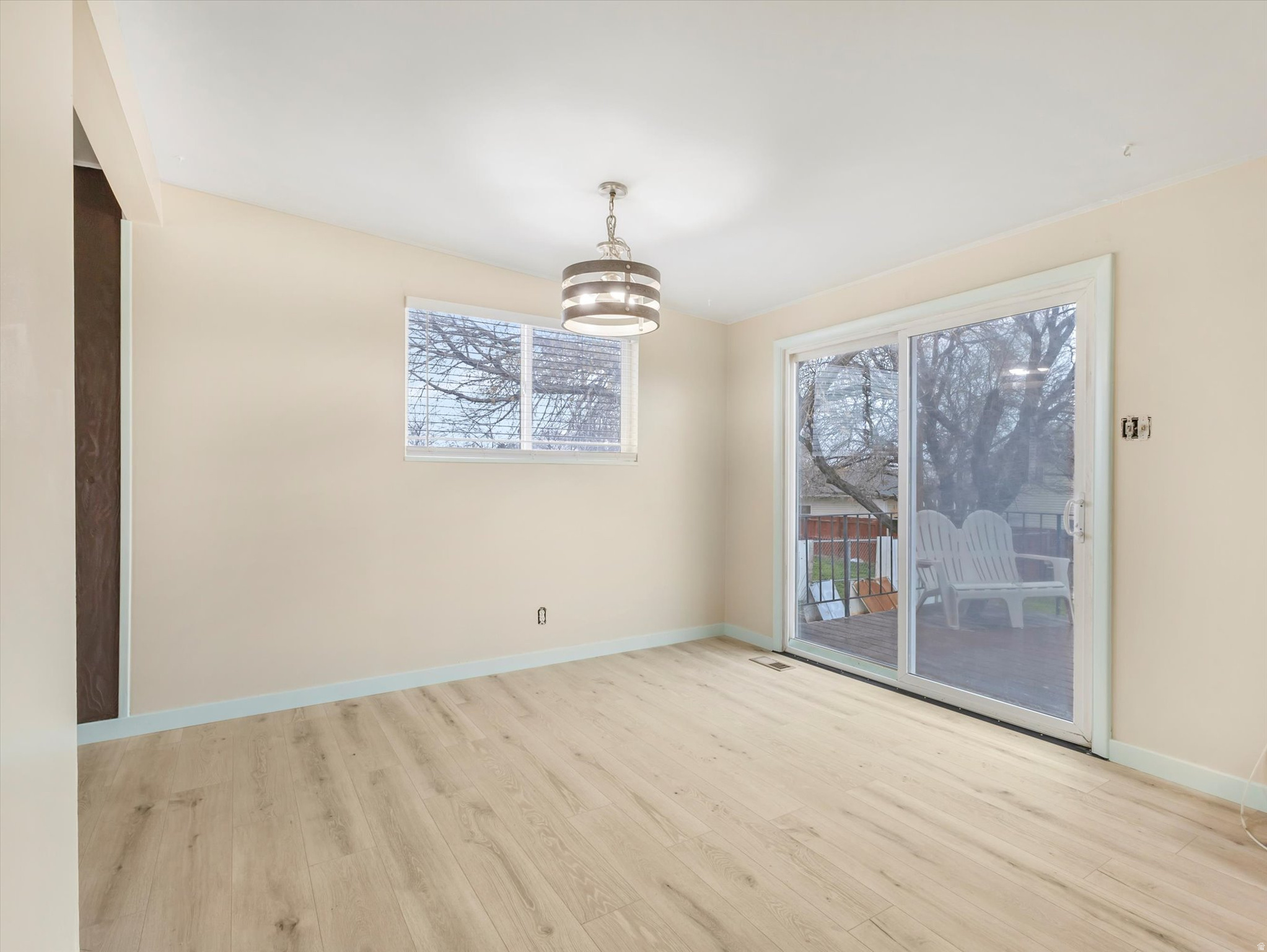 VALLEY DOWN #4 - Residential