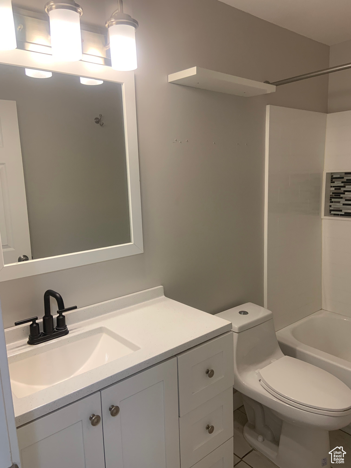 WHITE CITY - Residential