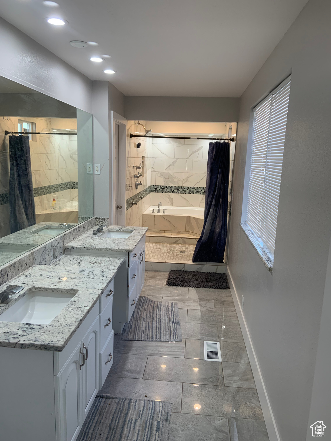 WHITE CITY - Residential