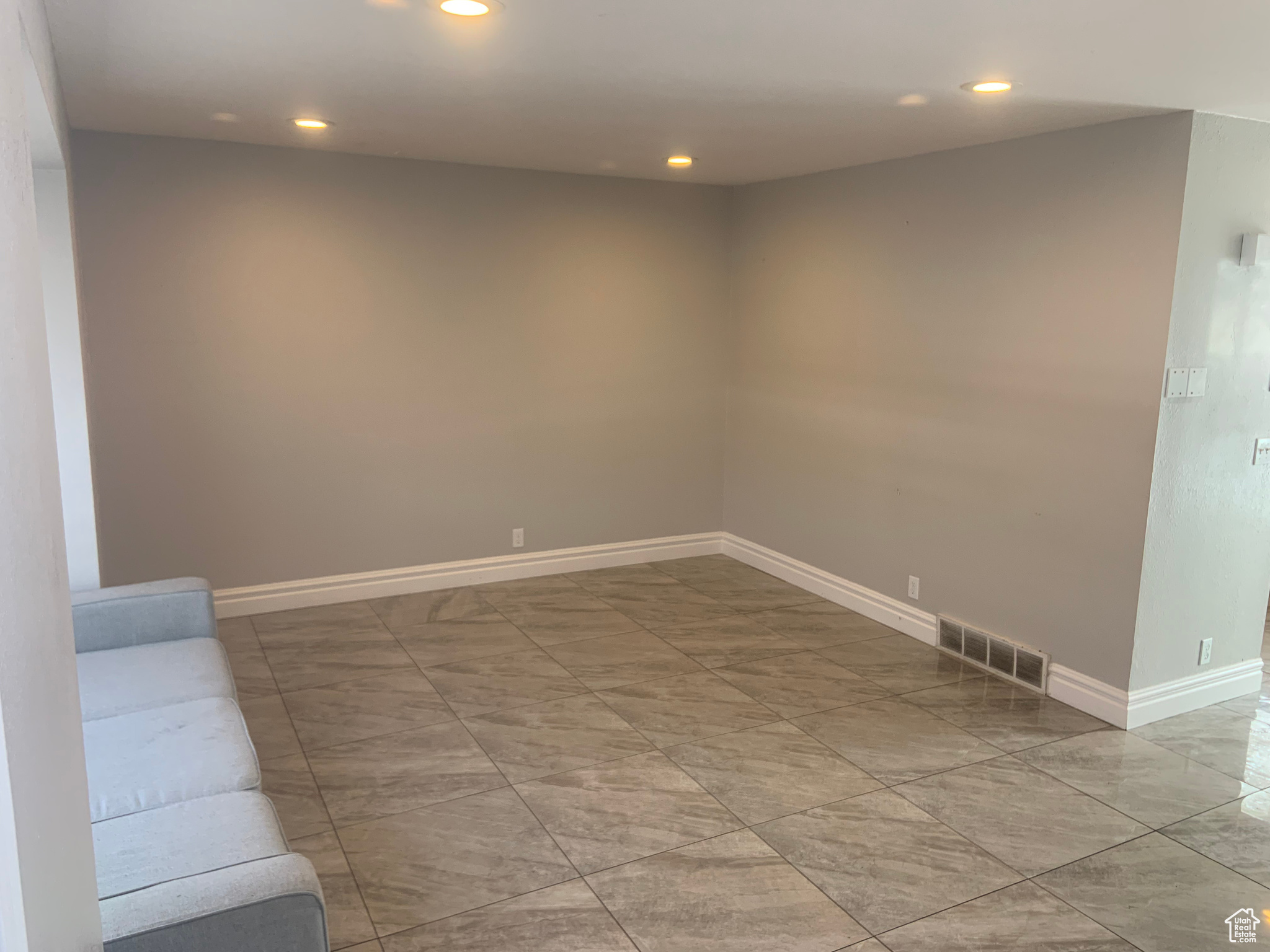 WHITE CITY - Residential